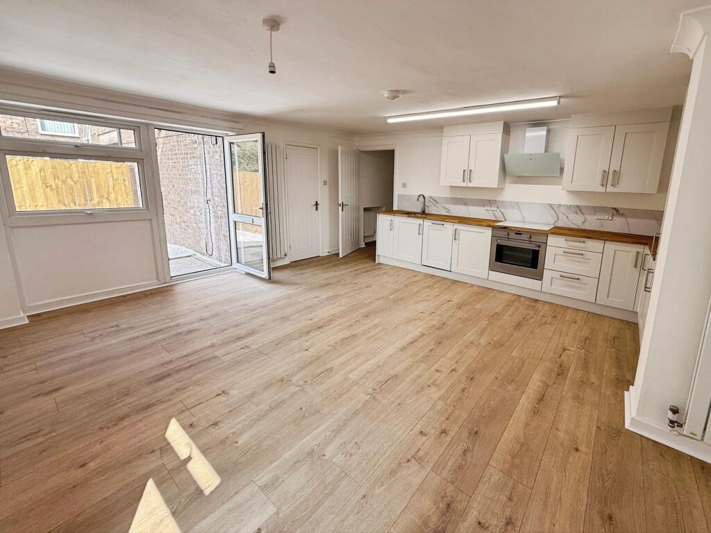 Apartment in Telford - View 2