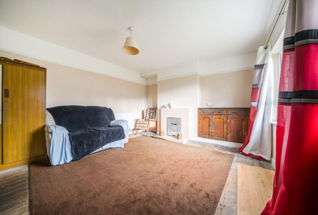Avon Road, Cheltenham, Gloucestershire, GL52 photo 4