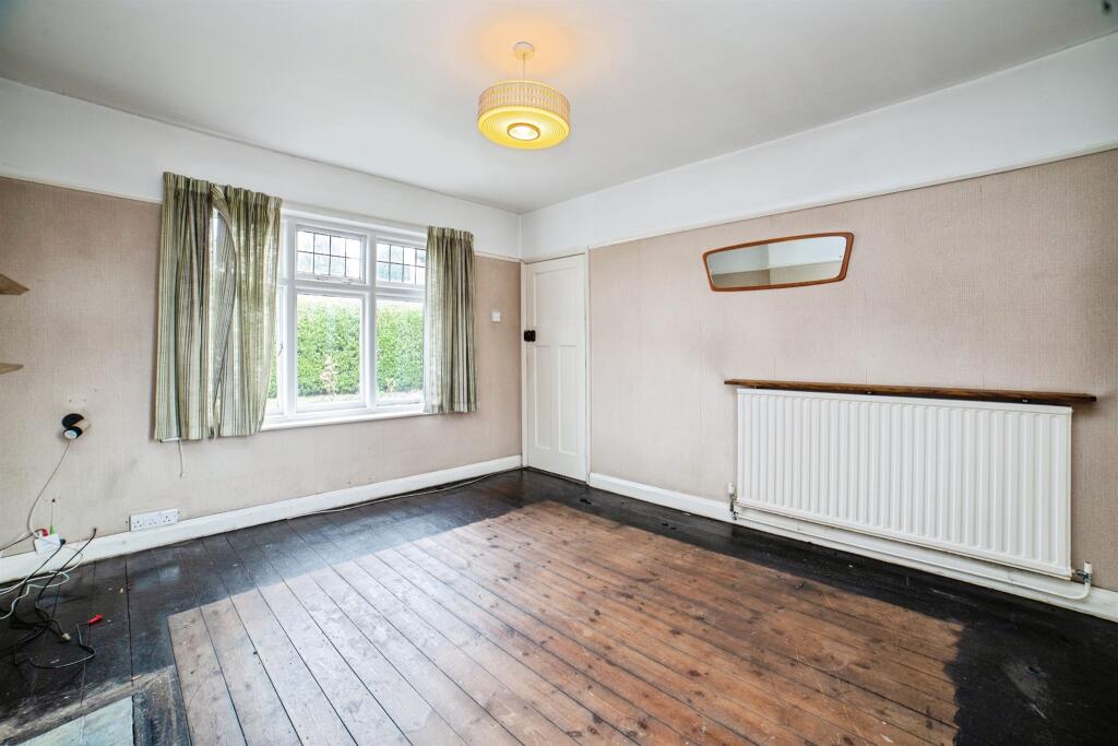 House in Nottingham, Eastwood - View 3