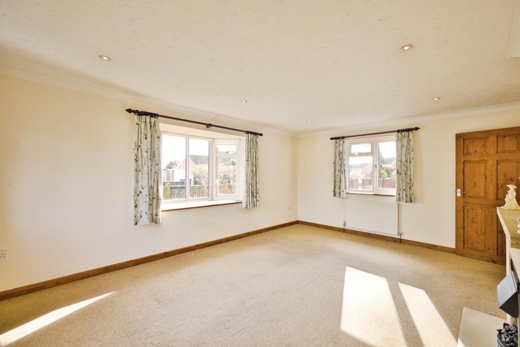 Beaconfield Road, Yeovil photo 3