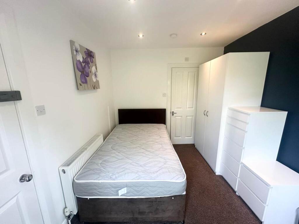 Main image of property: Burley Road (Room 2), Burley, Leeds