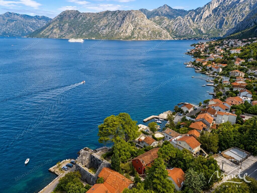 Main image of property: Dobrota