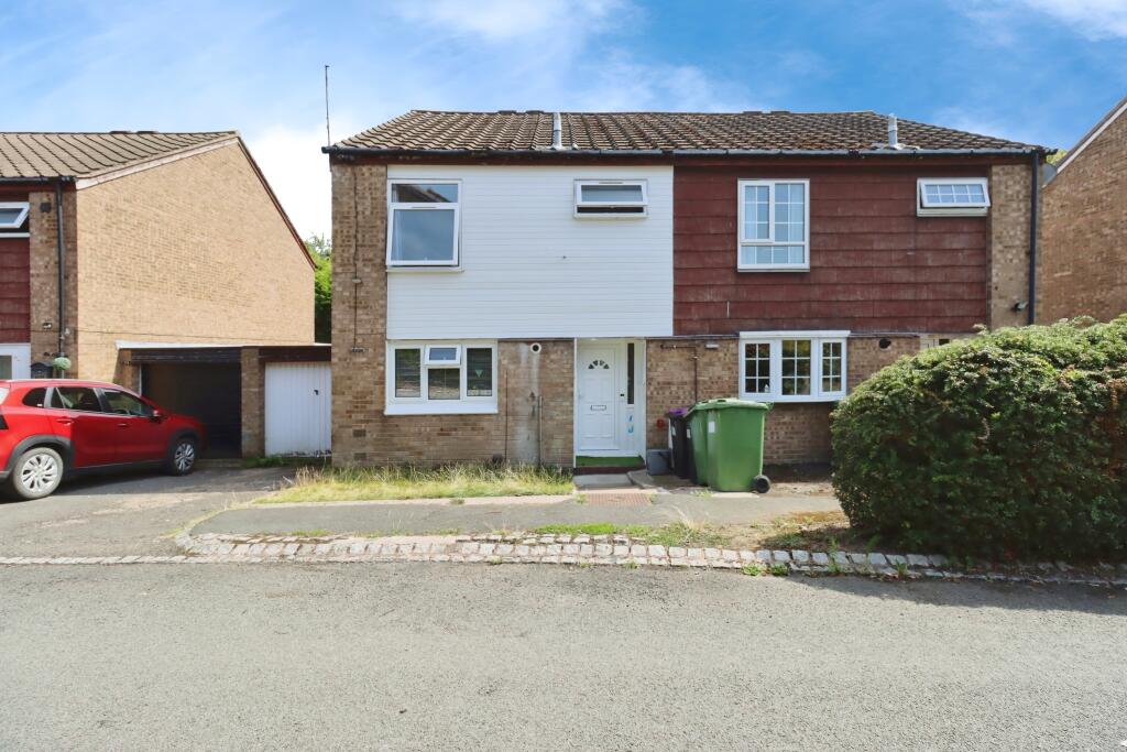 Main image of property: Farm Lodge Grove, Telford, TF3