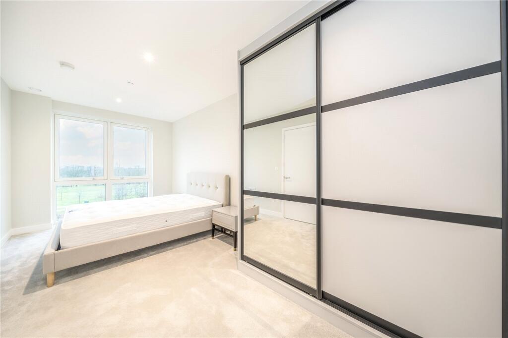 Apartment in London - More