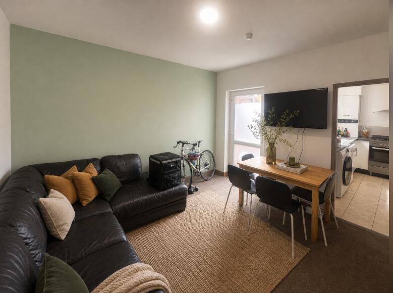 House in Nottingham - More
