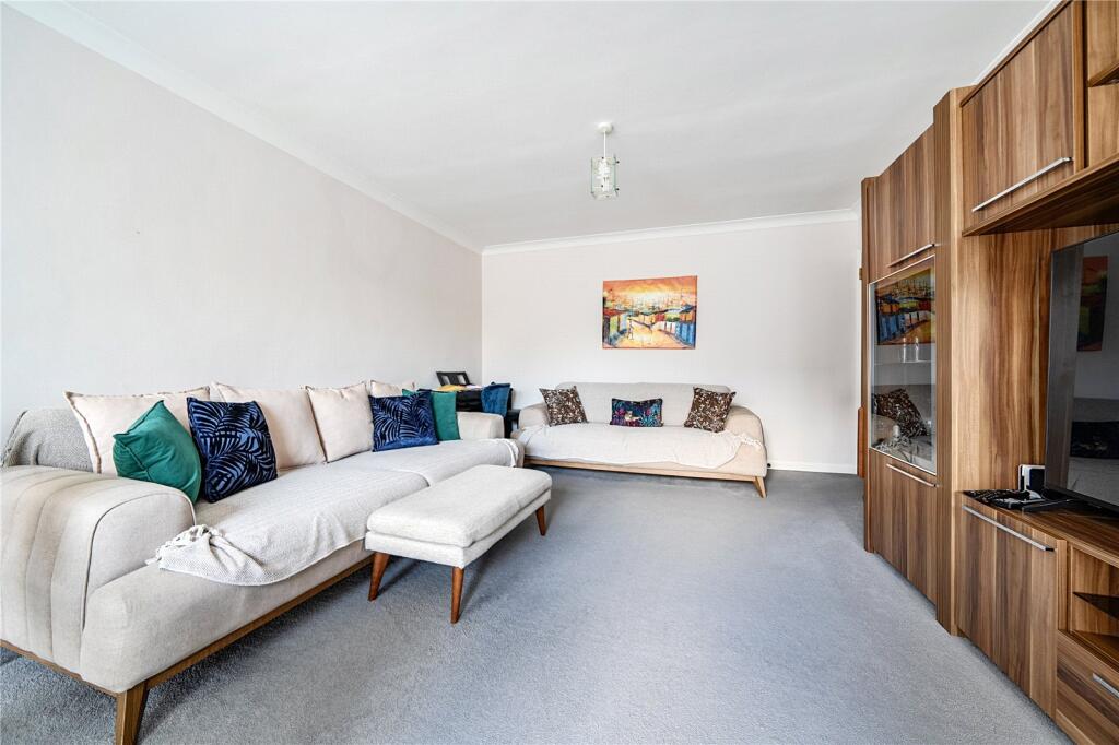 Apartment in London, Oakleigh Park, Whetstone - View 5