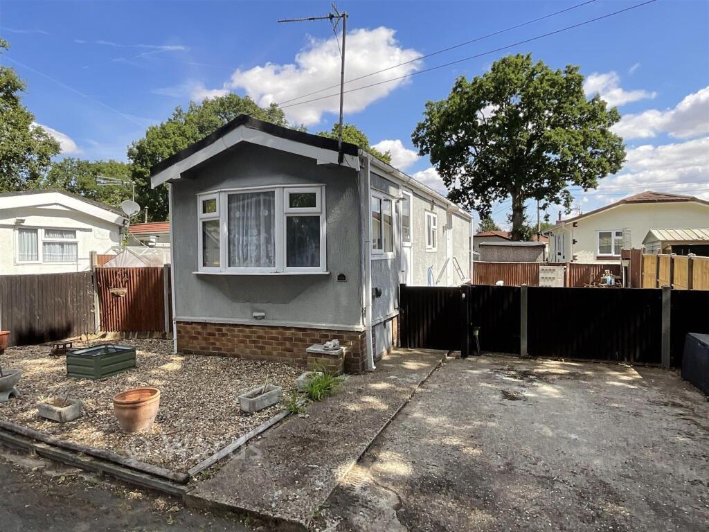 Main image of property: London Road, West Kingsdown, Sevenoaks, Kent