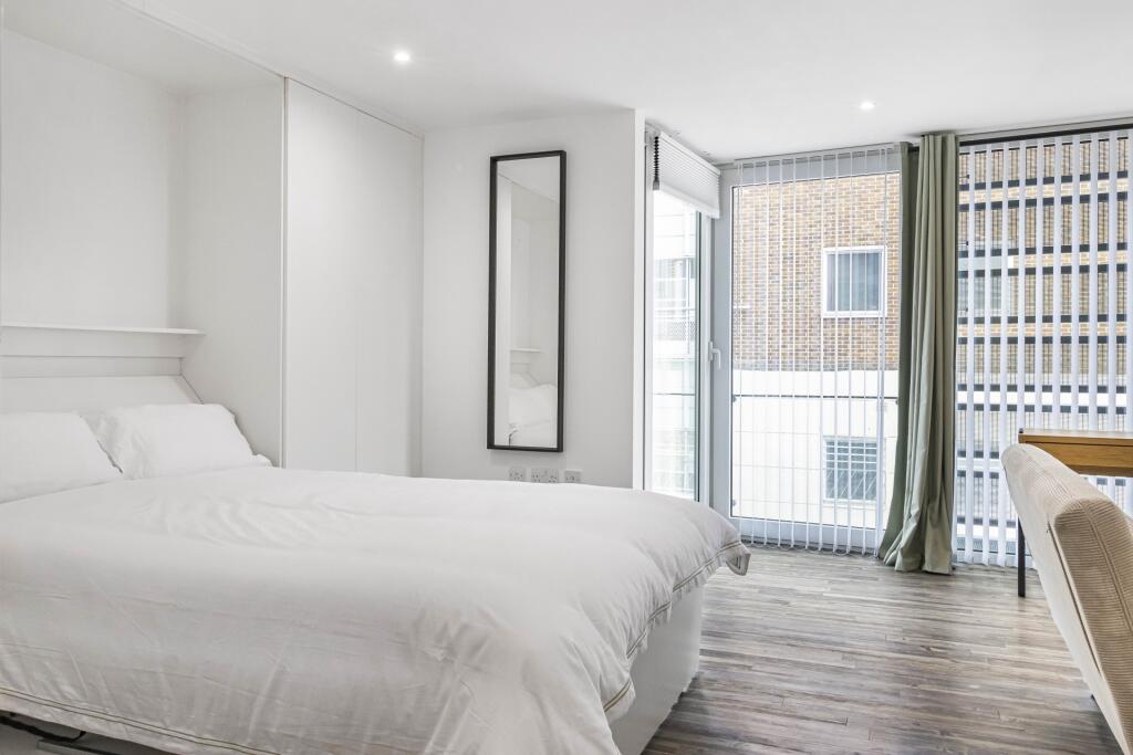 Studio flat for rent