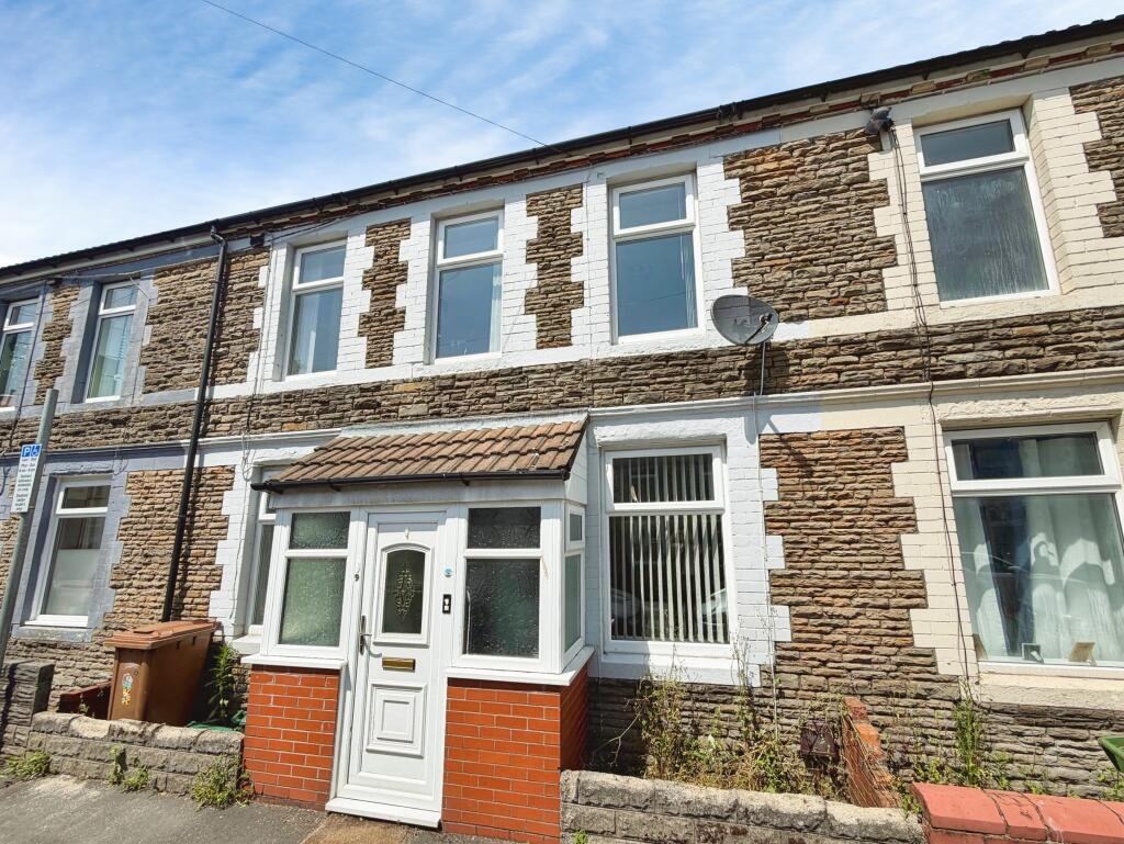 Main image of property: Stockland Street