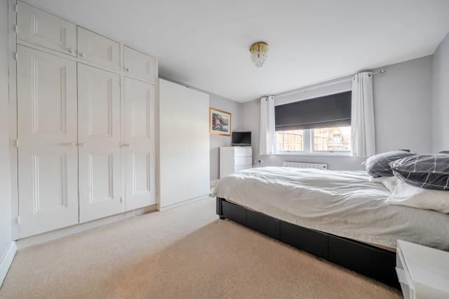 Apartment in South Oxfordshire, Henley-on-Thames - More