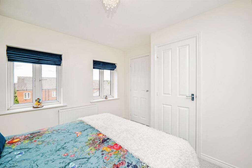 House in Coity - View 6