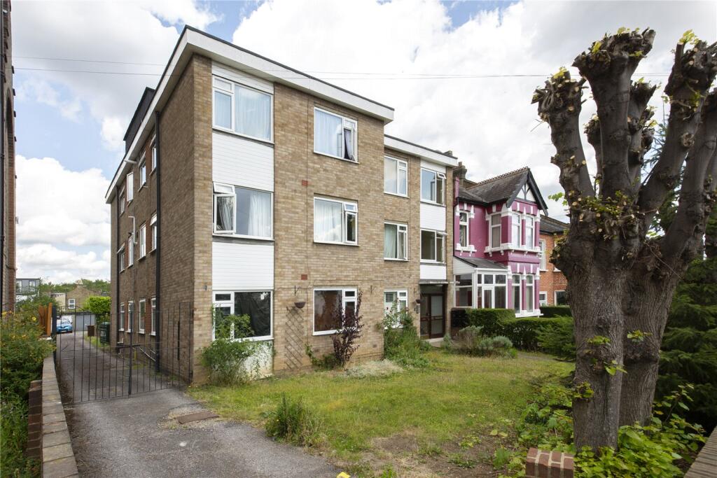 Main image of property: Hainault Road, London, E11