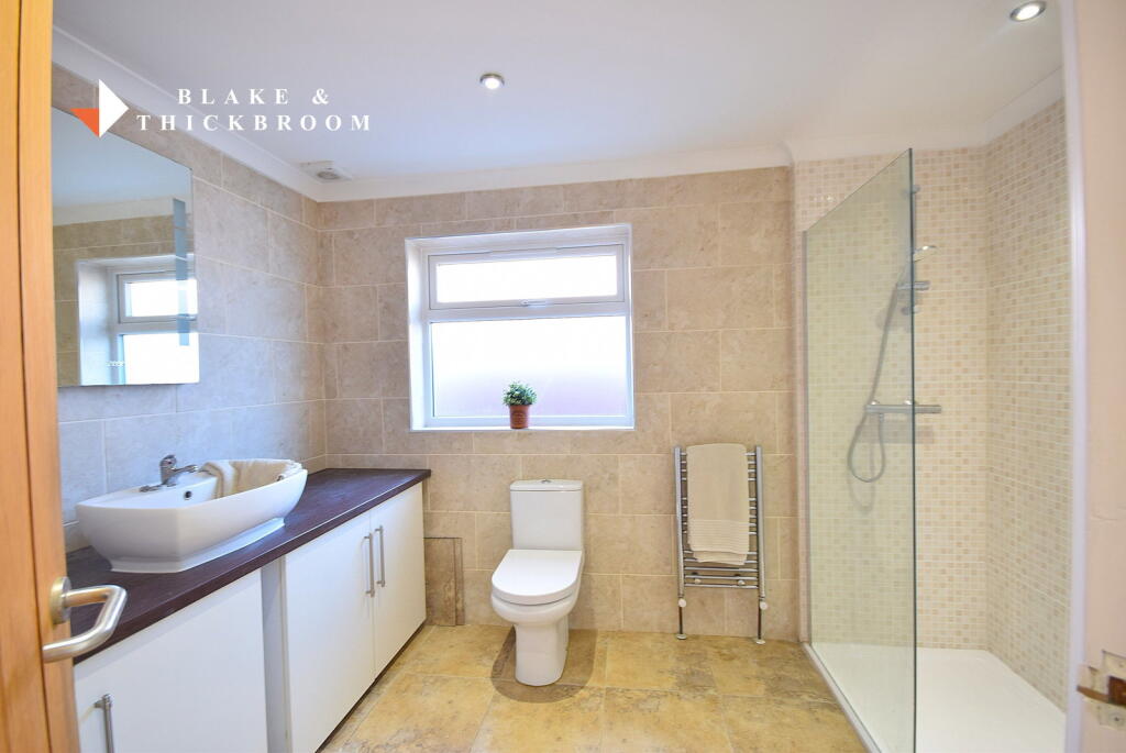 House in Clacton-on-Sea, Little Clacton - More