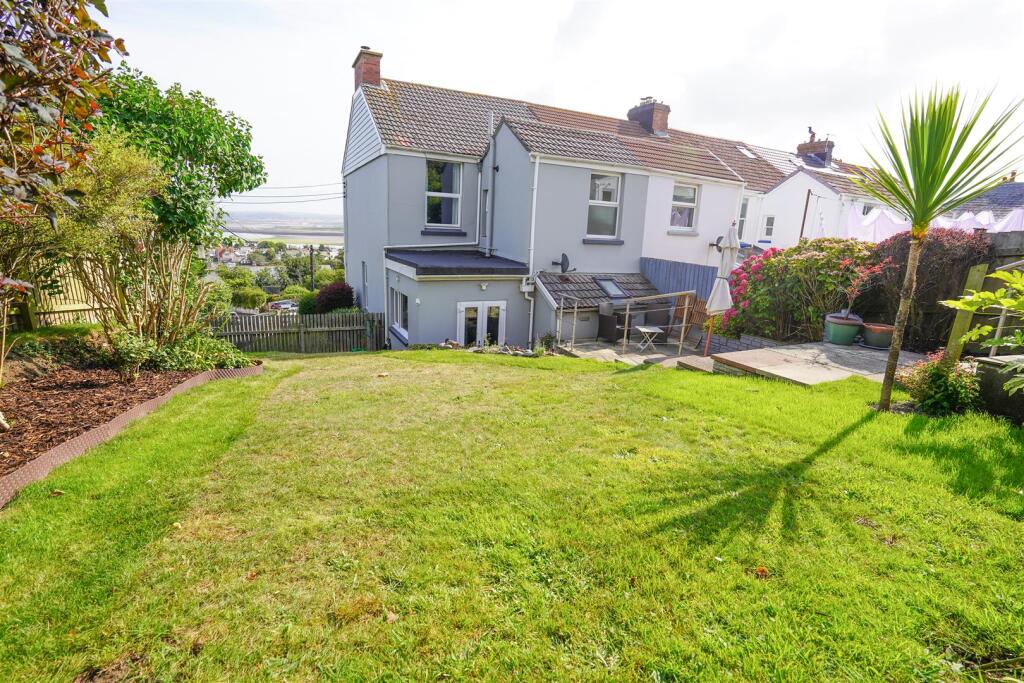 Main image of property: Lea Terrace, Appledore