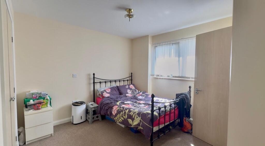 Apartment in Cardiff, Castle - More