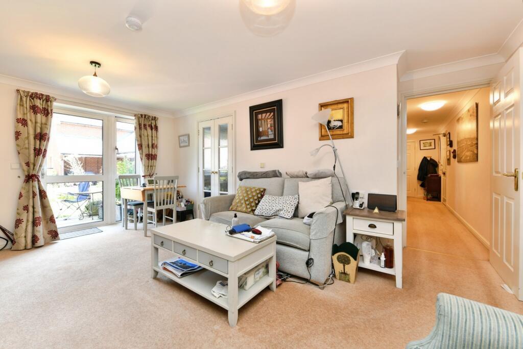 Apartment in Wells, Somerset - View 2