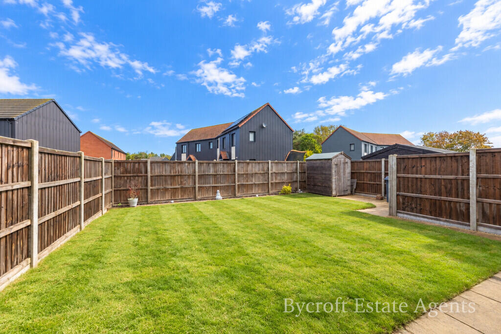 House in Great Yarmouth, Bradwell - View 4