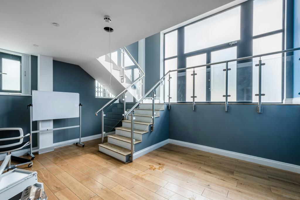 Hoxton St 128 - Low Res 14.jpg