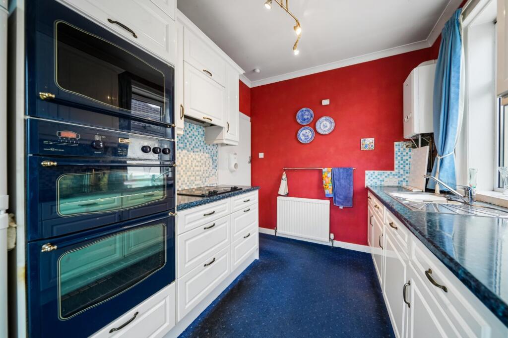House in Glasgow, High Carolside, Eastwoodmains - View 5
