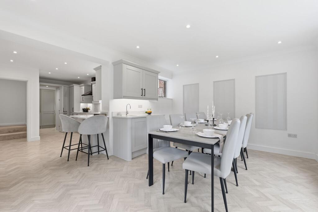 Somersall Lane, Chesterfield, S40 - View 4