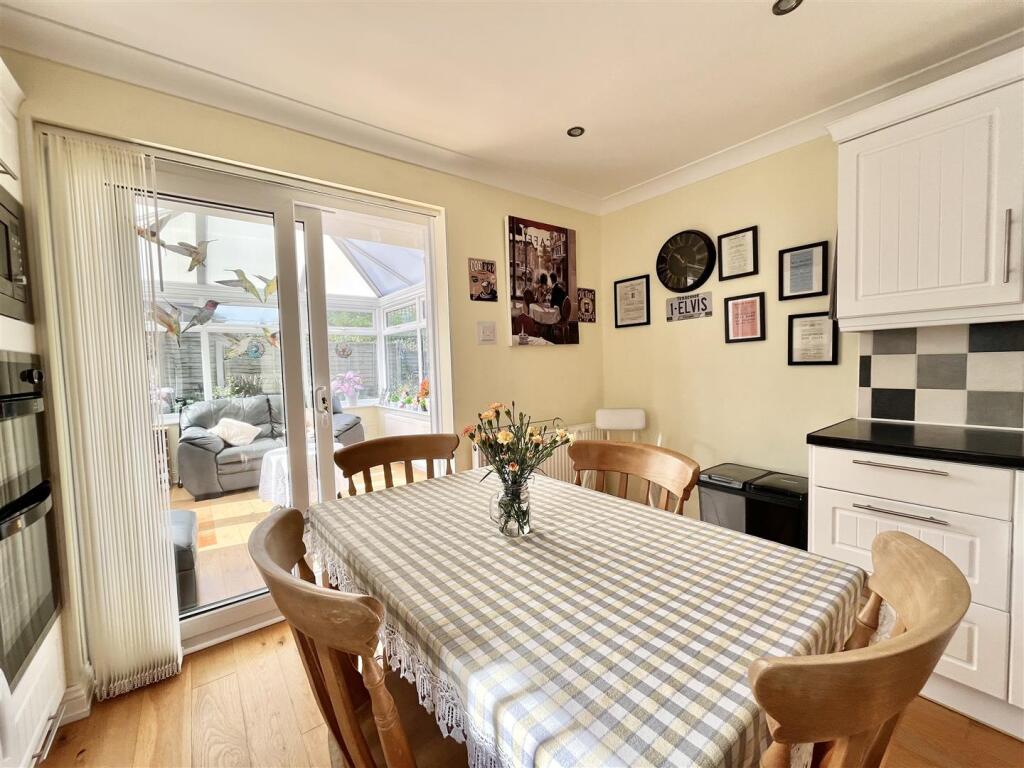 House in Rother, Fairlight - More