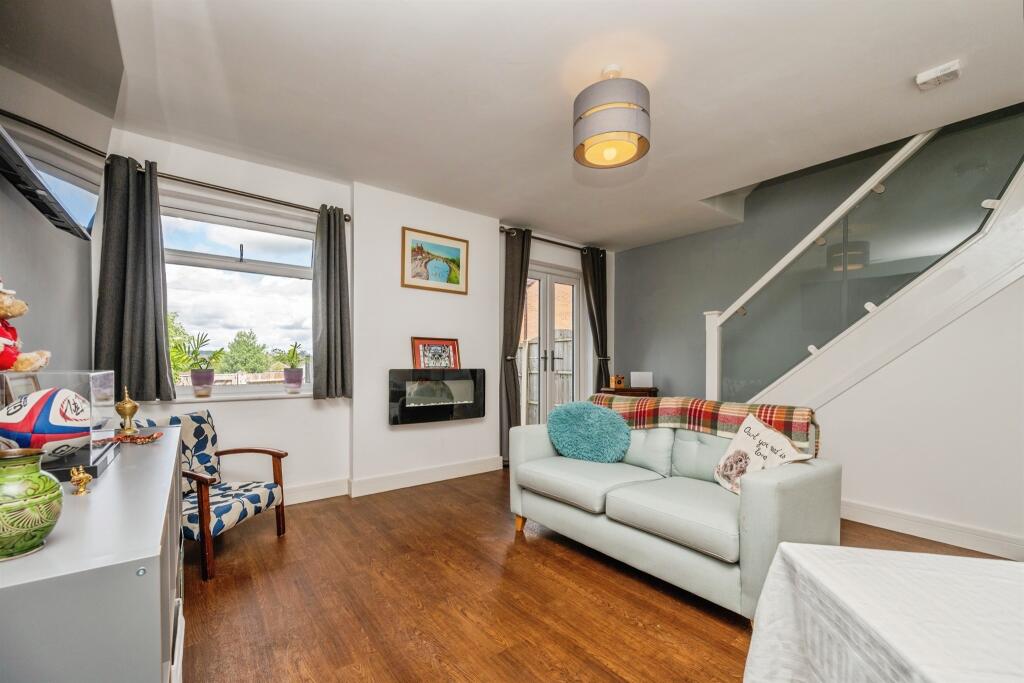 House in Dudley - View 5