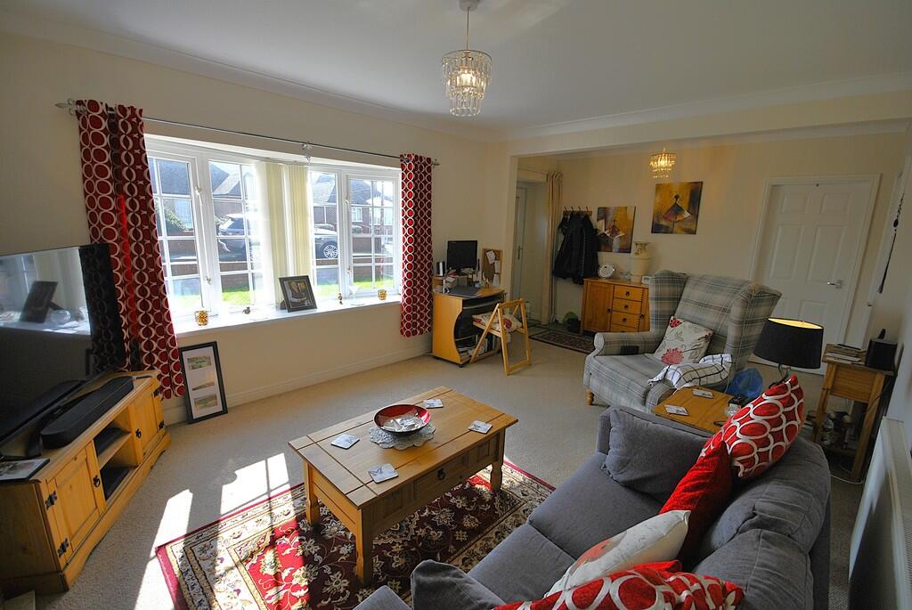 Kingsmead Drive, Branton photo 3