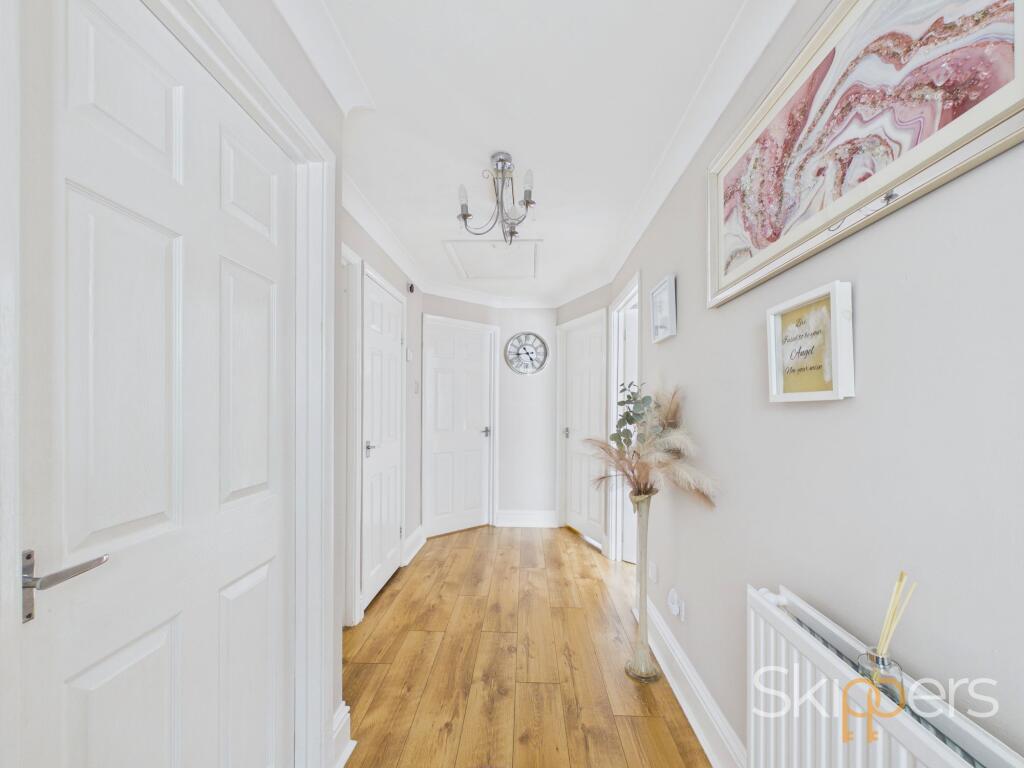 House in Ashford, Bybrook, Kennington - More
