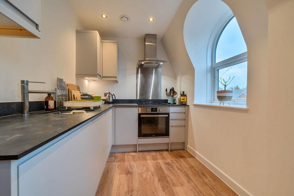 Apartment in Basingstoke and Deane, Basingstoke - View 2