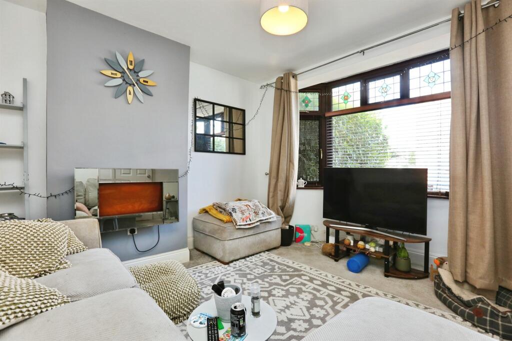 House in Fareham, Hampshire - View 2
