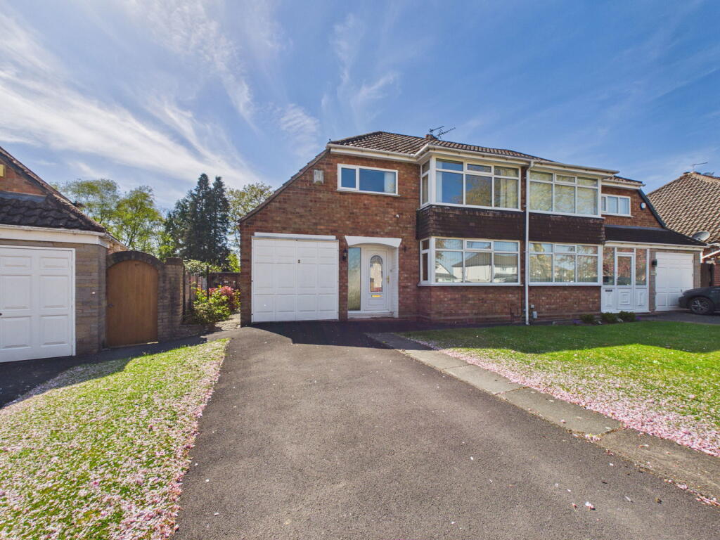 Main image of property: Edward Drive, Ashton-in-Makerfield, Wigan, WN4 8QU