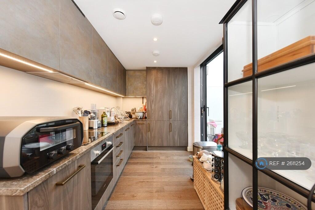 3 bedroom flat for rent
