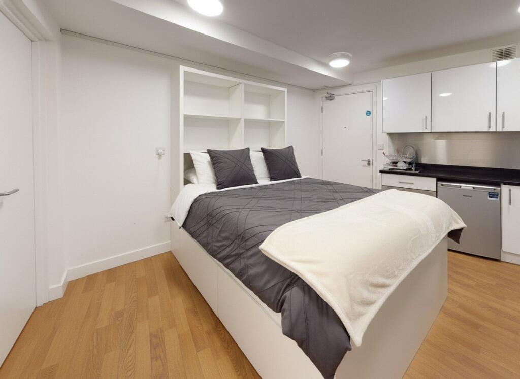 Main image of property: Pipe Lane Apartments, Pipe Lane, Bristol, BS1