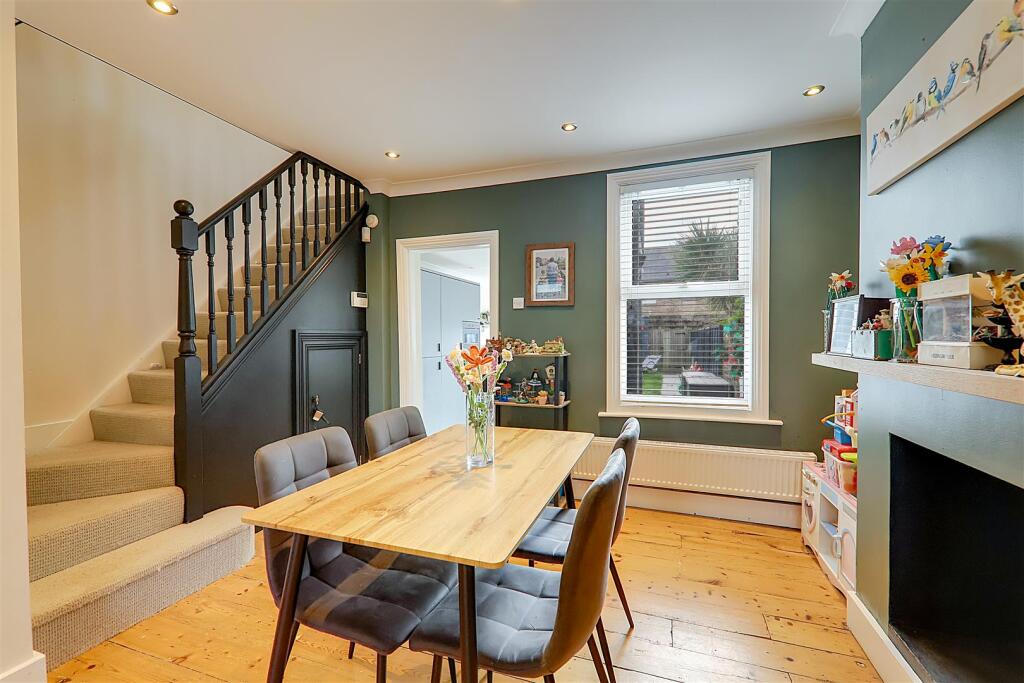 House in Worthing, West Sussex - View 3