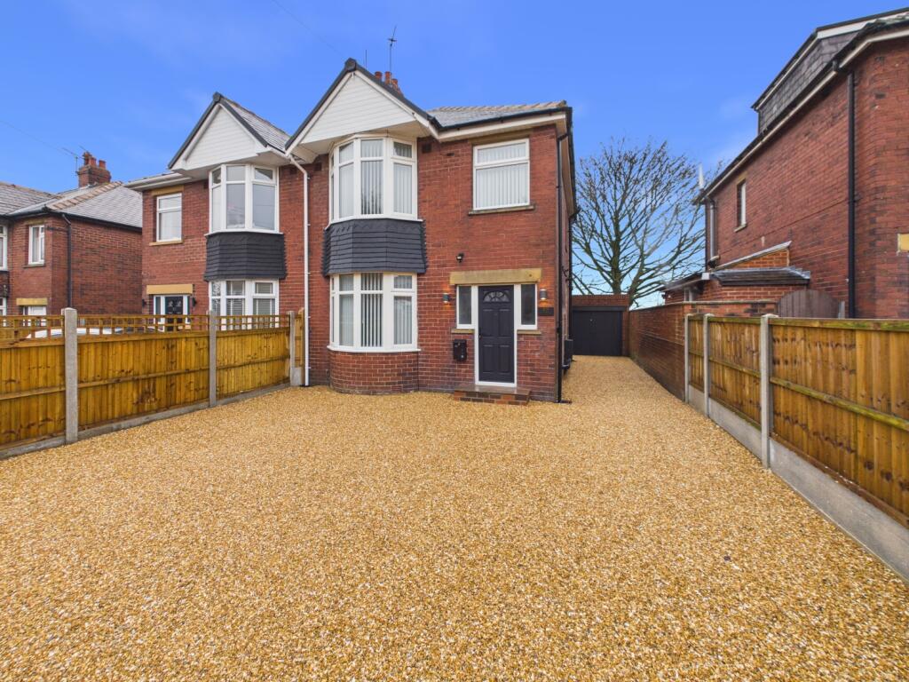 Main image of property: Corporation Street, Morley, Leeds, West Yorkshire, LS27