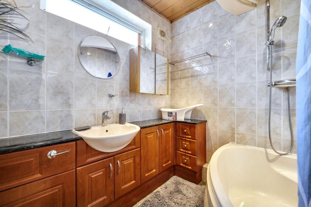 House in Coventry, Stoke Heath - View 4