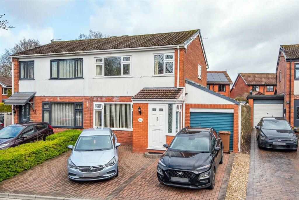 Main image of property: Wymundsley, Chorley