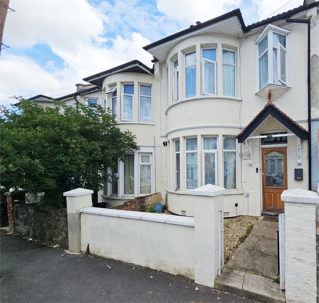Main image of property: Beedell Avenue, Westcliff on sea, Westcliff on Sea, 