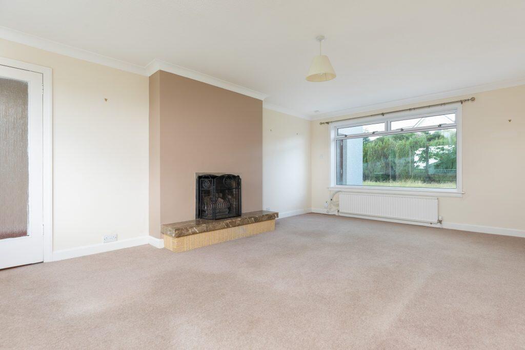 Broomfield Avenue, Newton Mearns photo 4