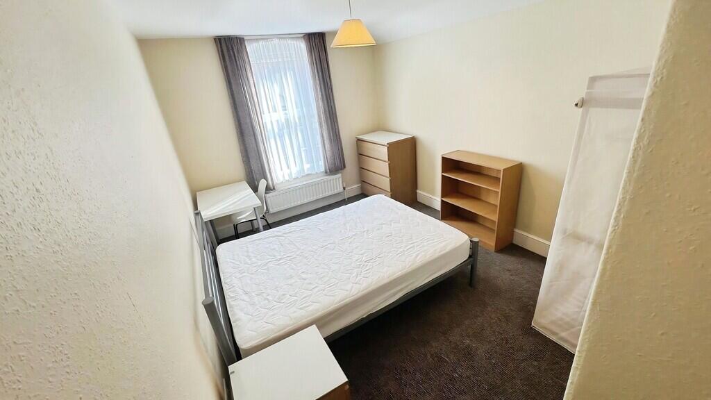 House in Exeter - View 5