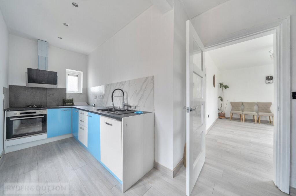 House in Oldham - View 4
