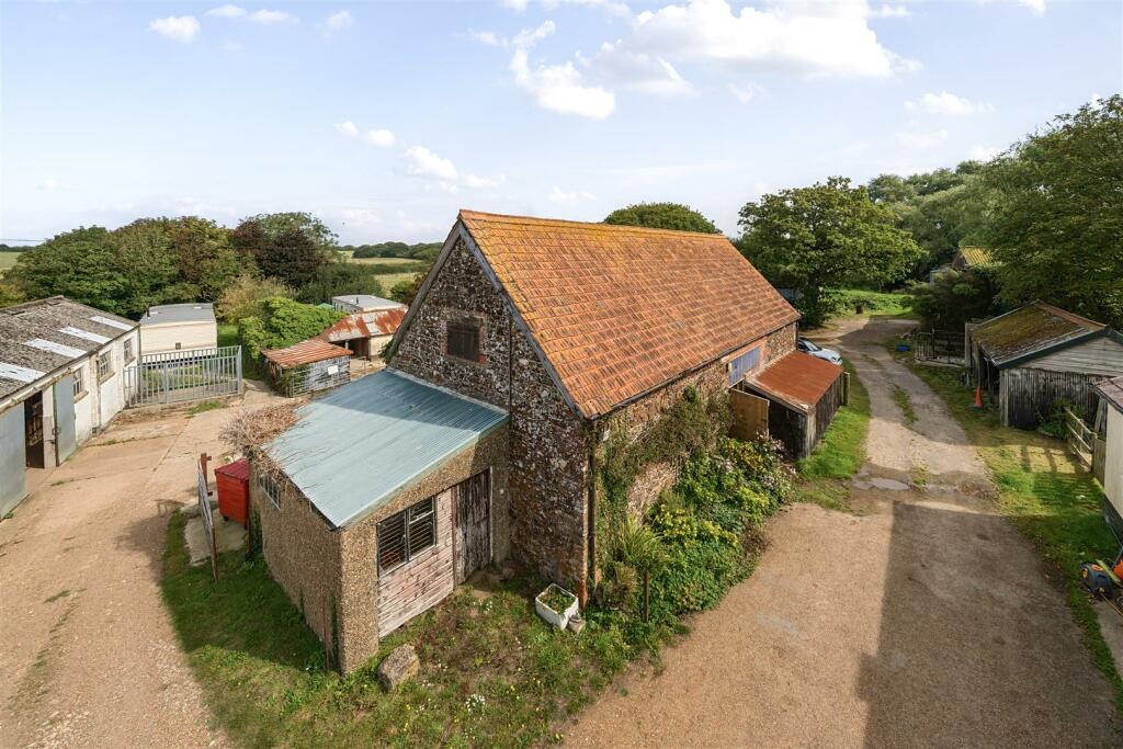 Westover, Calbourne, Newport - View 5
