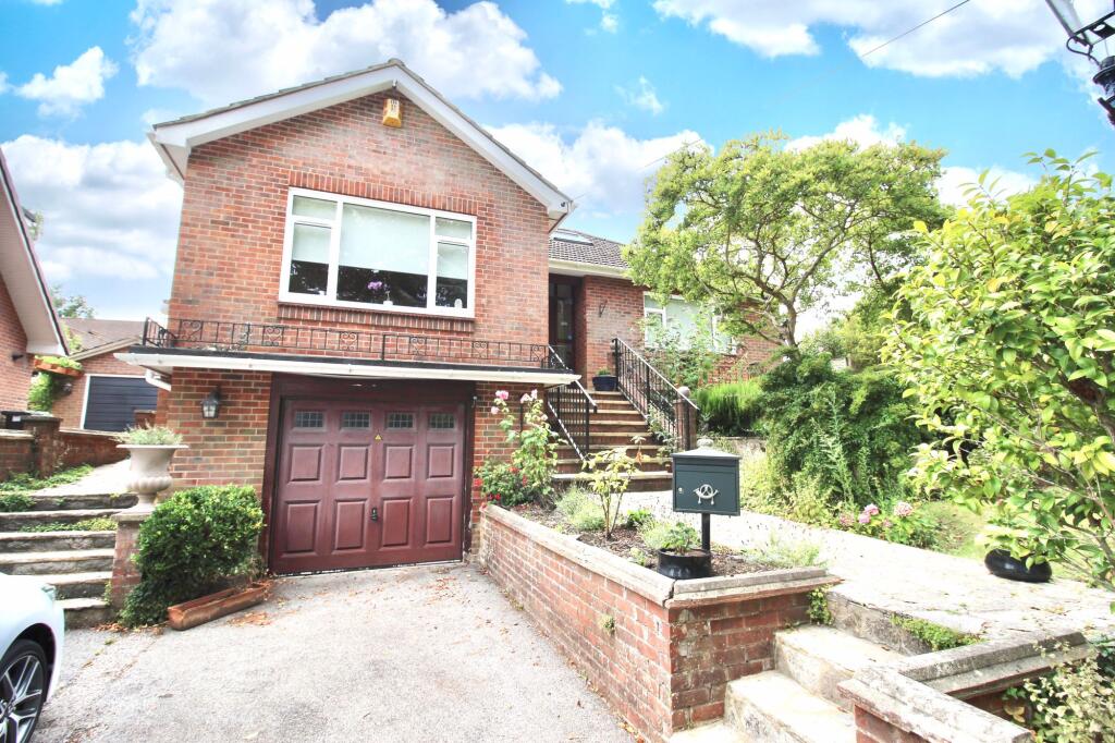 Main image of property: Reservoir Lane, Hedge End, SO30