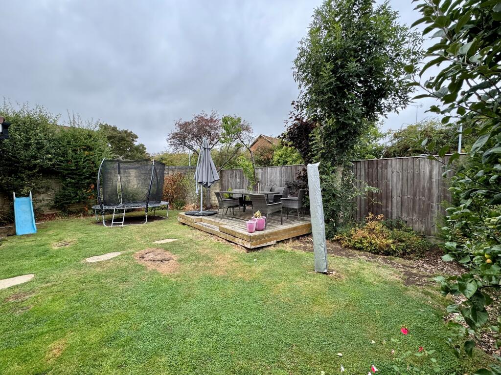 House in Swindon, Sparcells - View 2