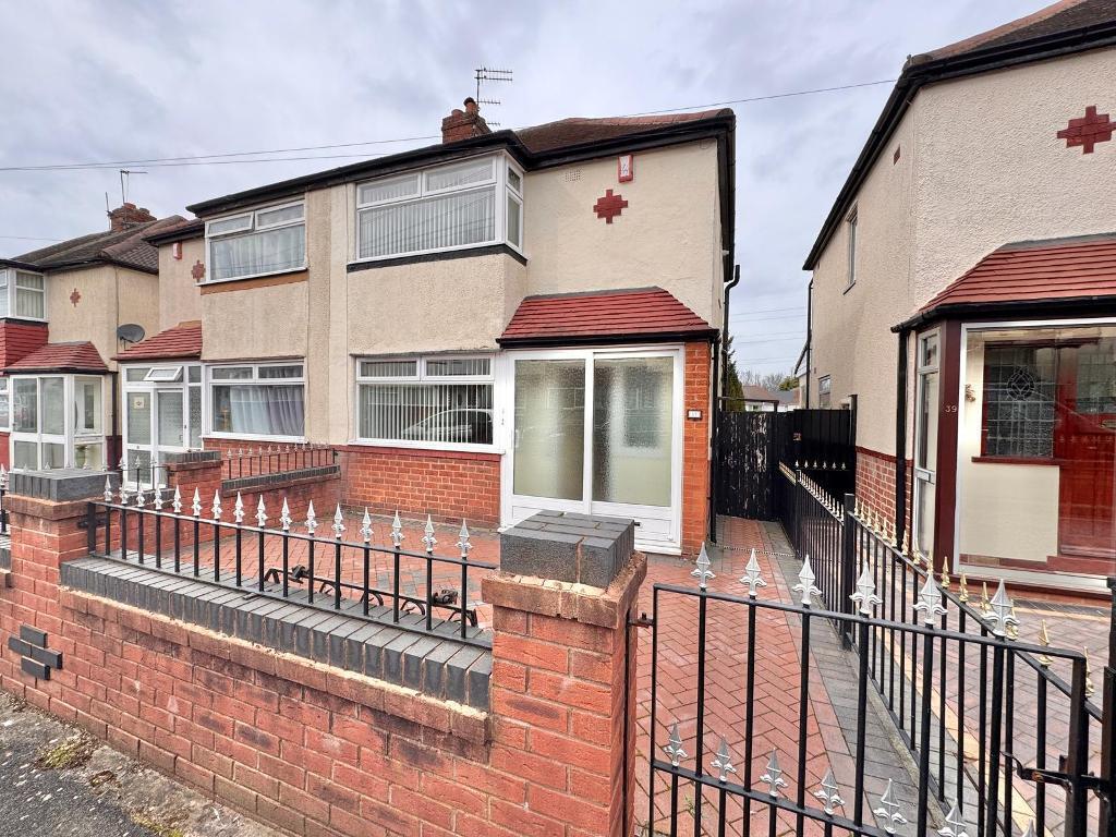 Main image of property: Crockford Road, West Bromwich, West Midlands, B71 2ET