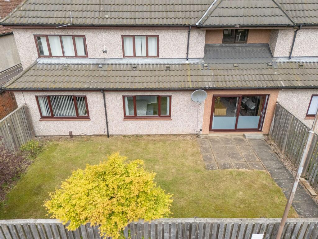 Apartment in Livingston, Craigshill - View 4