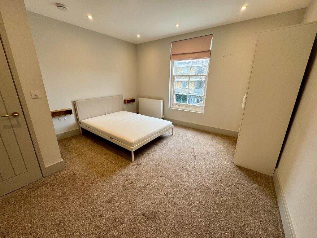Main image of property: Oaklands Grove, London, W12