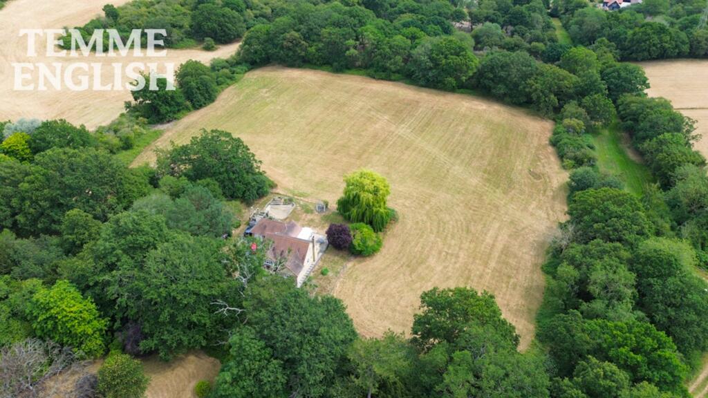 House in Chelmsford, South Hanningfield - View 2