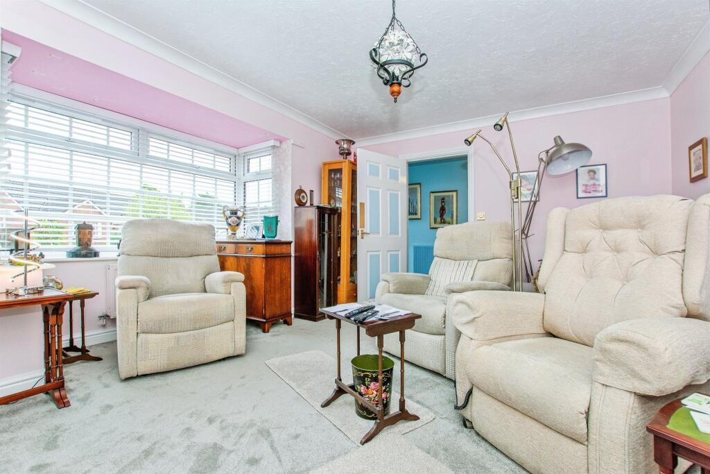 House in Peterborough - View 4