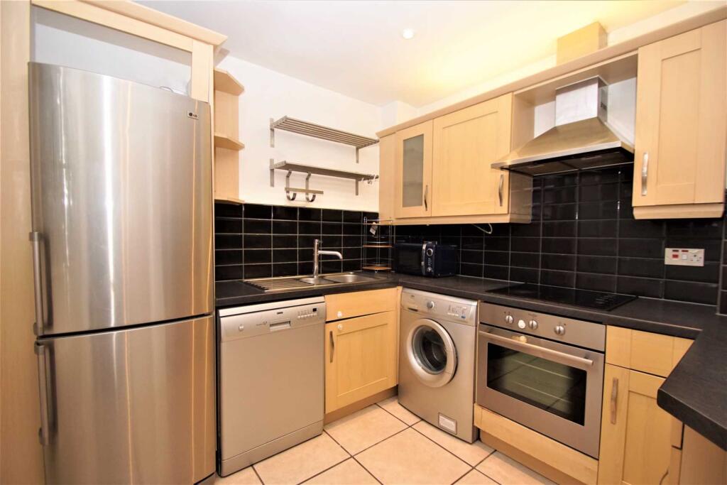 Apartment in Stevenage - View 5